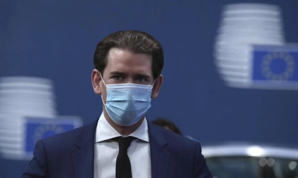 Κουρτς: Αρχίζουμε αμέσως τον εμβολιασμό μετά την παράδοση